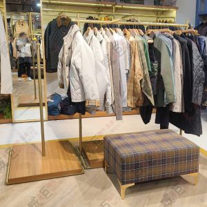 造型金色圓管直/橫掛木底台吊衣桿